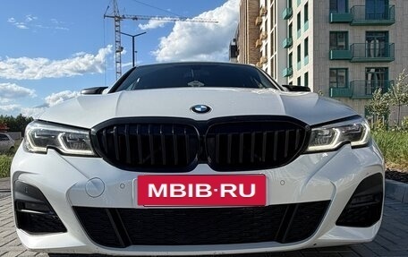 BMW 3 серия, 2020 год, 3 100 000 рублей, 2 фотография
