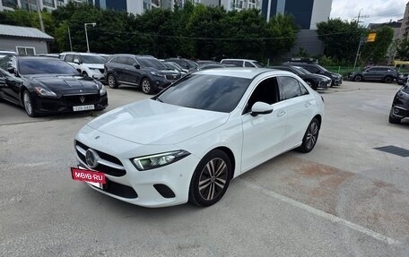 Mercedes-Benz A-Класс, 2022 год, 2 336 666 рублей, 2 фотография