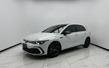 Volkswagen Golf VIII, 2023 год, 2 325 666 рублей, 4 фотография