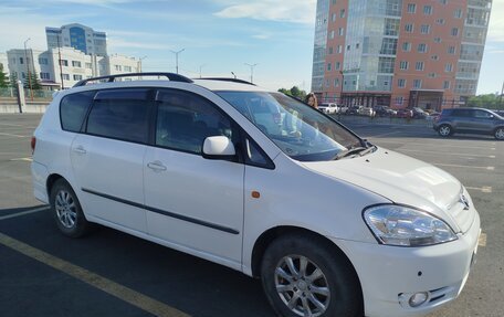 Toyota Ipsum II, 2001 год, 850 000 рублей, 4 фотография
