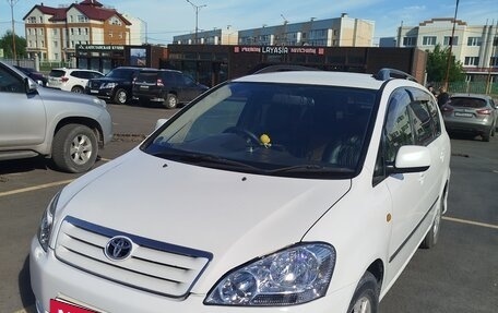Toyota Ipsum II, 2001 год, 850 000 рублей, 5 фотография