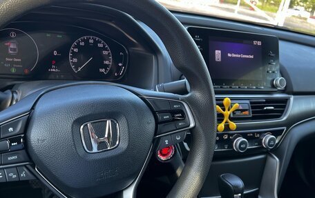 Honda Accord IX рестайлинг, 2019 год, 1 850 000 рублей, 14 фотография