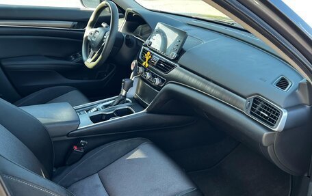 Honda Accord IX рестайлинг, 2019 год, 1 850 000 рублей, 13 фотография