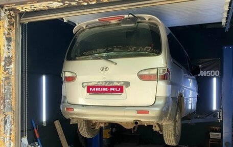 Hyundai Starex I рестайлинг, 2001 год, 329 000 рублей, 9 фотография