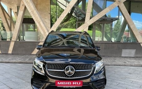 Mercedes-Benz V-Класс, 2023 год, 9 270 000 рублей, 5 фотография