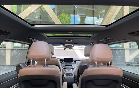 Mercedes-Benz V-Класс, 2023 год, 9 270 000 рублей, 21 фотография