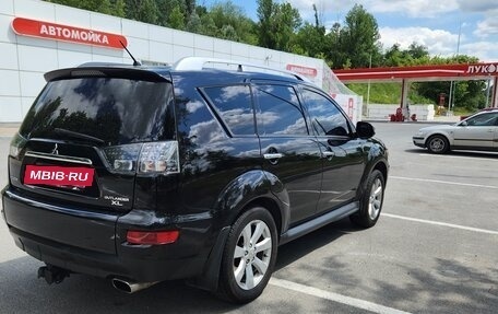 Mitsubishi Outlander III рестайлинг 3, 2010 год, 1 150 000 рублей, 11 фотография