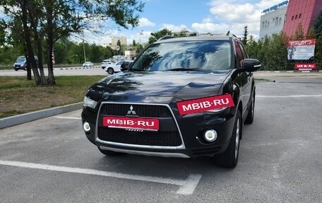 Mitsubishi Outlander III рестайлинг 3, 2010 год, 1 150 000 рублей, 8 фотография