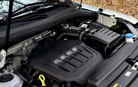 Volkswagen Tiguan II, 2020 год, 4 350 000 рублей, 10 фотография