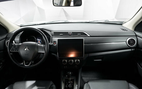 Mitsubishi ASX I рестайлинг, 2022 год, 2 373 000 рублей, 5 фотография