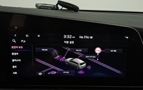 KIA Niro, 2023 год, 2 353 666 рублей, 16 фотография
