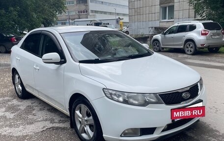 KIA Cerato III, 2011 год, 690 000 рублей, 2 фотография