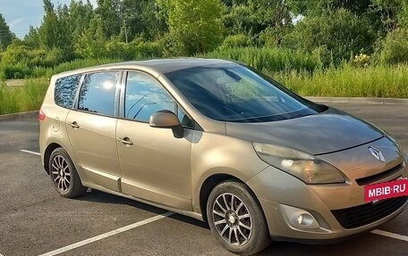Renault Scenic III, 2010 год, 620 000 рублей, 2 фотография