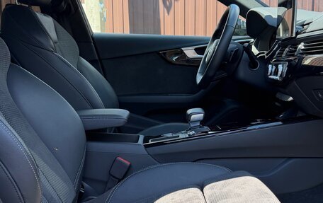 Audi A4, 2020 год, 3 400 000 рублей, 7 фотография