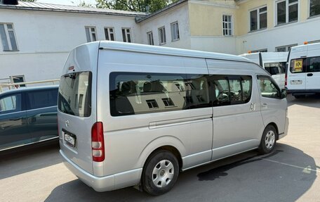 Toyota HiAce H200, 2013 год, 3 500 000 рублей, 7 фотография