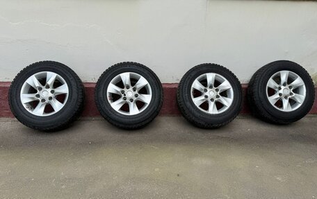 Toyota HiAce H200, 2013 год, 3 500 000 рублей, 16 фотография