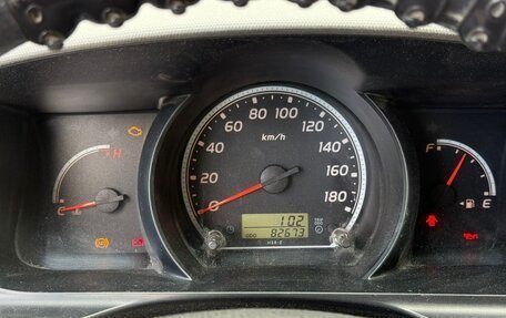 Toyota HiAce H200, 2013 год, 3 500 000 рублей, 28 фотография