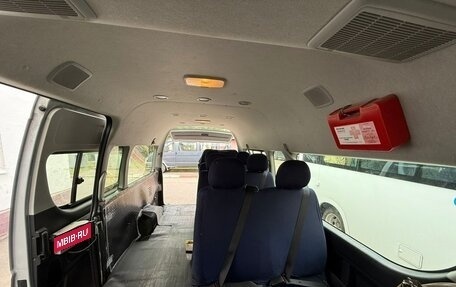 Toyota HiAce H200, 2013 год, 3 500 000 рублей, 20 фотография