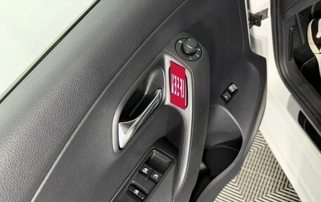 Volkswagen Polo VI (EU Market), 2015 год, 980 000 рублей, 11 фотография