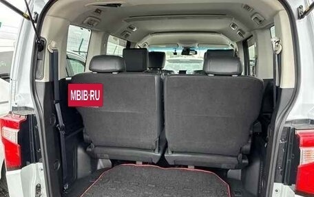 Mitsubishi Delica D:5 I, 2022 год, 2 850 000 рублей, 11 фотография