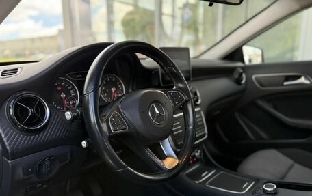 Mercedes-Benz GLA, 2018 год, 2 290 000 рублей, 10 фотография