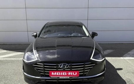 Hyundai Sonata VIII, 2021 год, 2 450 000 рублей, 2 фотография