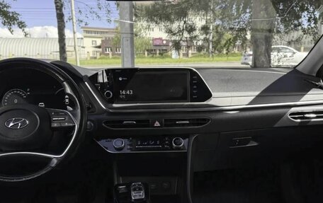 Hyundai Sonata VIII, 2021 год, 2 450 000 рублей, 13 фотография