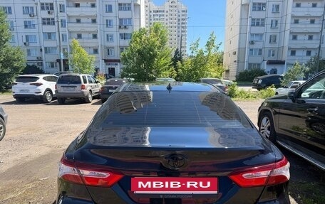 Toyota Camry, 2018 год, 2 400 000 рублей, 4 фотография