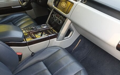 Land Rover Range Rover IV рестайлинг, 2015 год, 2 650 000 рублей, 20 фотография