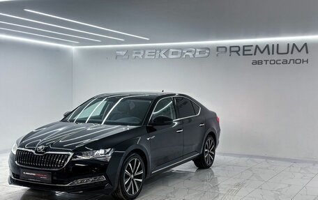 Skoda Superb III рестайлинг, 2025 год, 3 250 000 рублей, 5 фотография