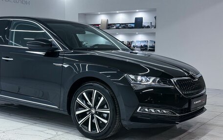 Skoda Superb III рестайлинг, 2025 год, 3 250 000 рублей, 3 фотография