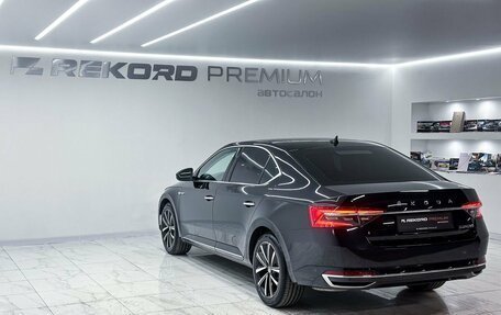 Skoda Superb III рестайлинг, 2025 год, 3 250 000 рублей, 25 фотография