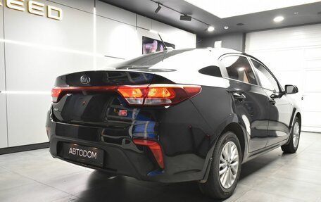 KIA Rio IV, 2018 год, 1 387 000 рублей, 8 фотография