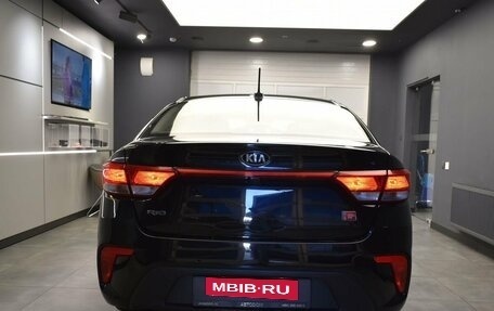 KIA Rio IV, 2018 год, 1 387 000 рублей, 9 фотография