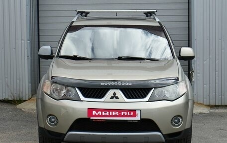 Mitsubishi Outlander III рестайлинг 3, 2008 год, 749 000 рублей, 3 фотография