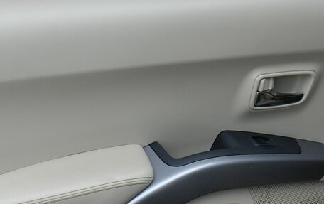 Mitsubishi Outlander III рестайлинг 3, 2008 год, 749 000 рублей, 14 фотография