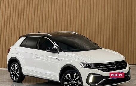 Volkswagen T-Roc I, 2022 год, 1 756 002 рублей, 3 фотография