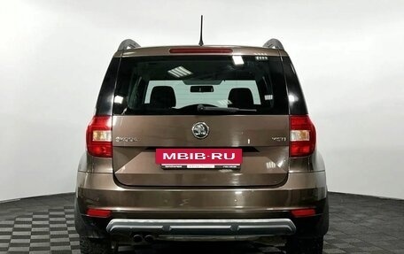 Skoda Yeti I рестайлинг, 2014 год, 1 130 000 рублей, 7 фотография