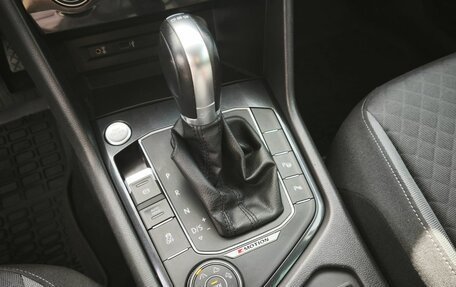 Volkswagen Tiguan II, 2017 год, 2 025 000 рублей, 17 фотография