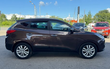 Hyundai ix35 I рестайлинг, 2011 год, 1 350 000 рублей, 6 фотография