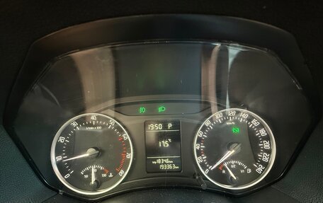 Skoda Octavia, 2012 год, 695 000 рублей, 11 фотография