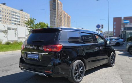 KIA Carnival III, 2018 год, 2 935 000 рублей, 4 фотография