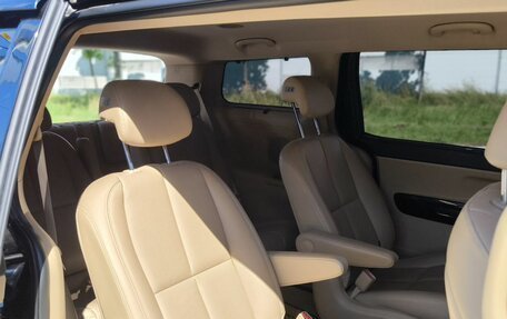 KIA Carnival III, 2018 год, 2 935 000 рублей, 13 фотография