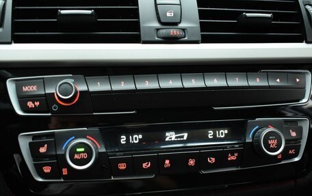 BMW 3 серия, 2018 год, 1 770 000 рублей, 13 фотография
