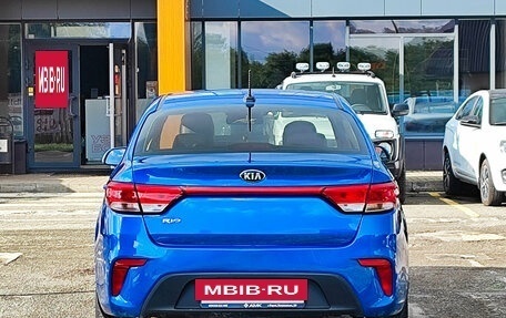 KIA Rio IV, 2018 год, 1 055 000 рублей, 9 фотография