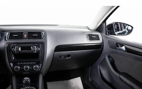 Volkswagen Jetta VI, 2012 год, 899 000 рублей, 13 фотография