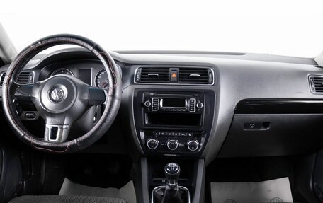 Volkswagen Jetta VI, 2012 год, 899 000 рублей, 12 фотография