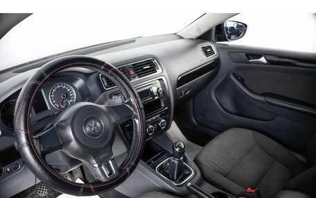 Volkswagen Jetta VI, 2012 год, 899 000 рублей, 7 фотография