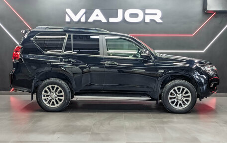 Toyota Land Cruiser Prado 150 рестайлинг 2, 2020 год, 5 450 000 рублей, 4 фотография
