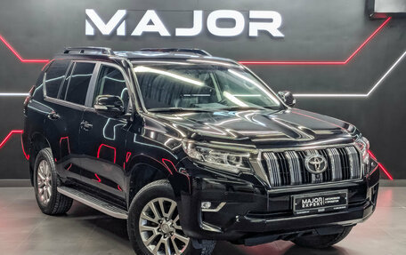 Toyota Land Cruiser Prado 150 рестайлинг 2, 2020 год, 5 450 000 рублей, 3 фотография